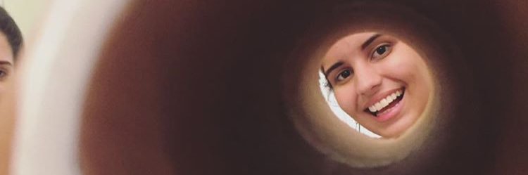 flávia banner