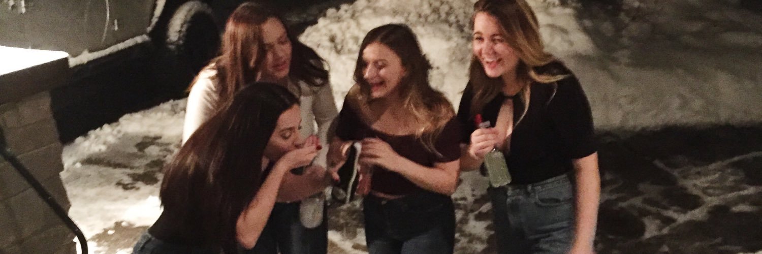 laurafrazzer's profile banner image