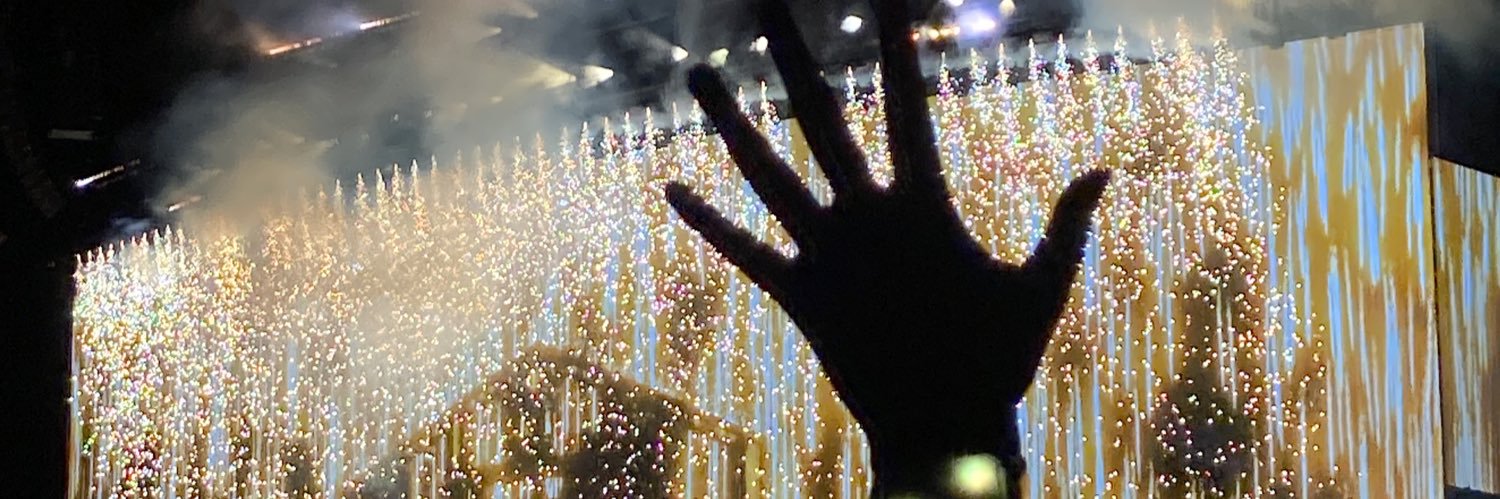 reeendy8's profile banner image