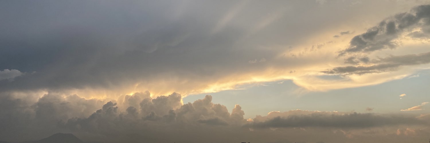 DimeAlo's profile banner image