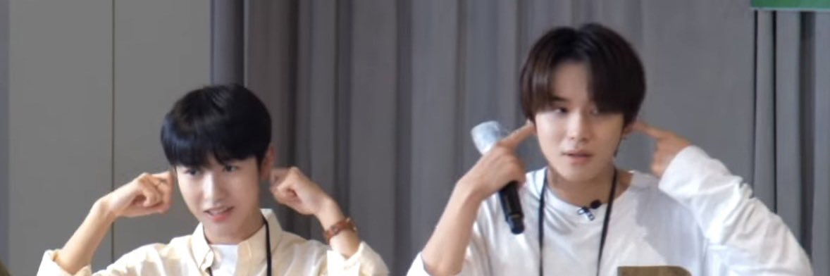 ขอเฉียงหน่อยคับ banner