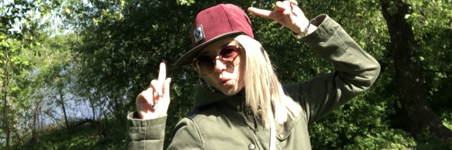 IvanovaFike's profile banner image
