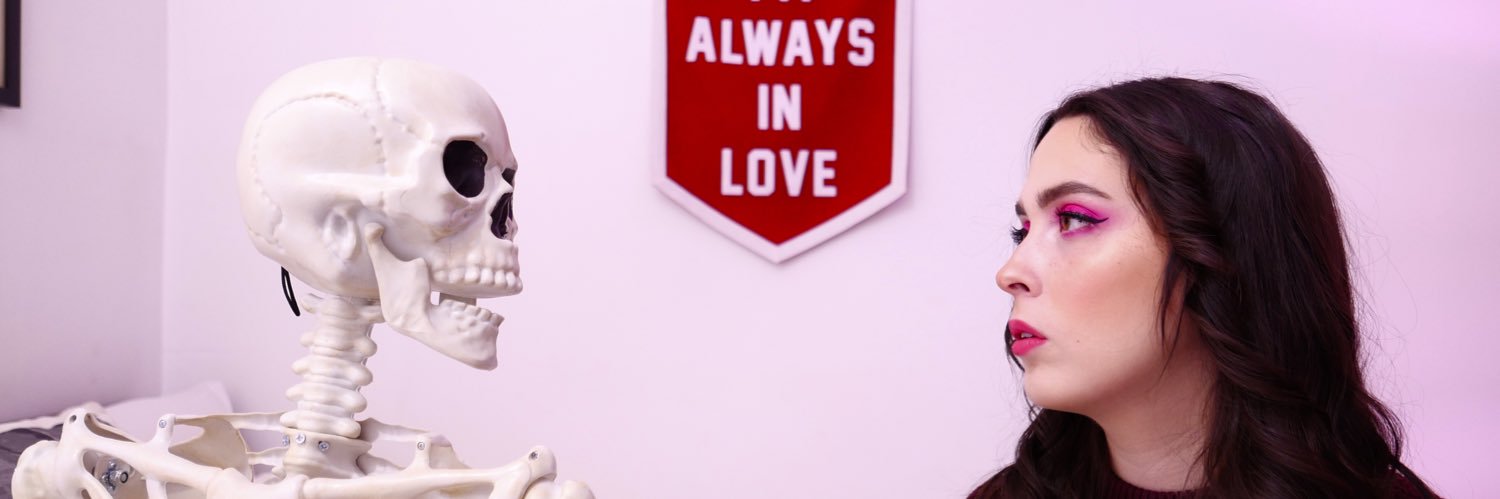 caitlinrones's profile banner image