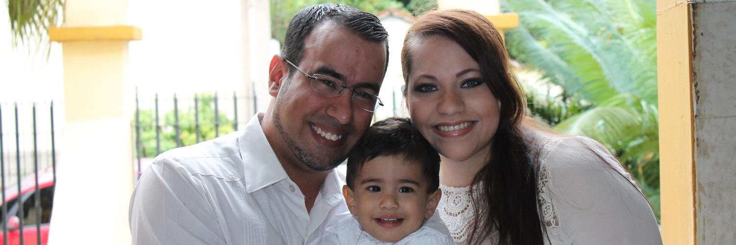 Reinaldo López banner