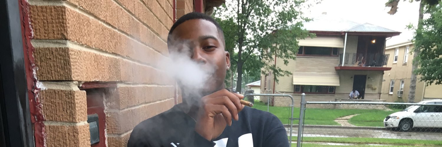 GrandAveLegend_'s profile banner image