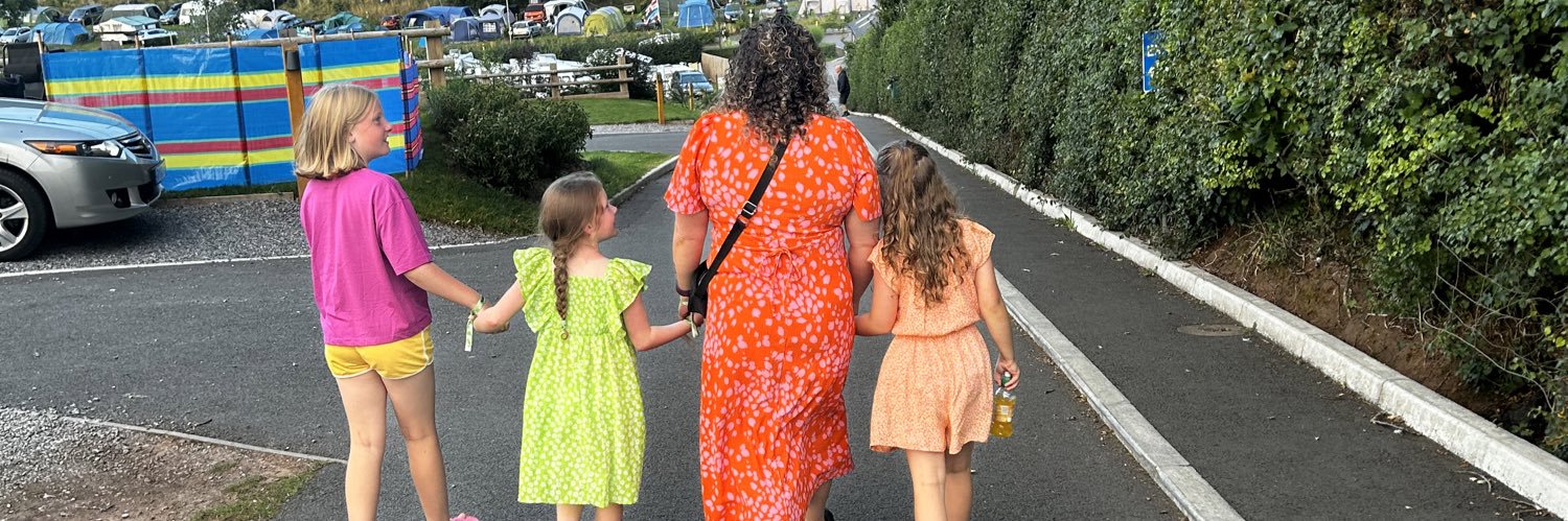 HayleyAMSully's profile banner image
