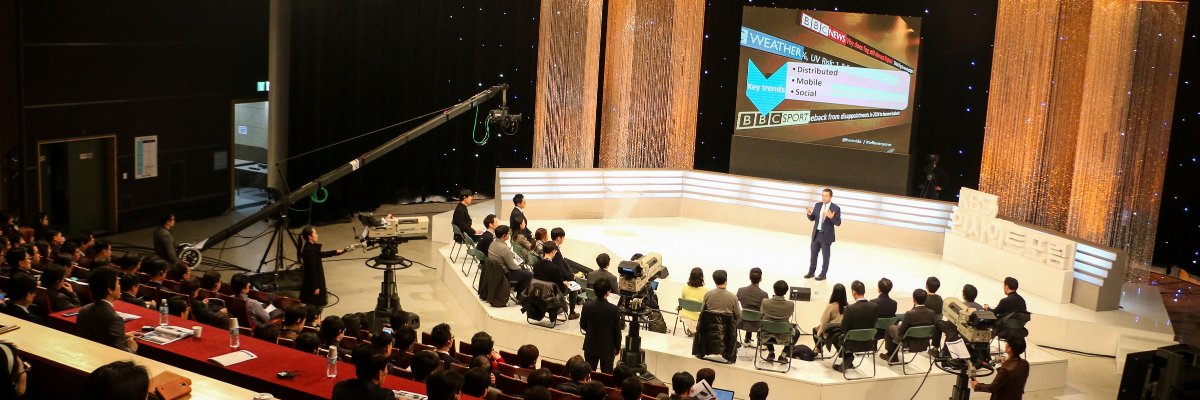 Alfred Hermida banner