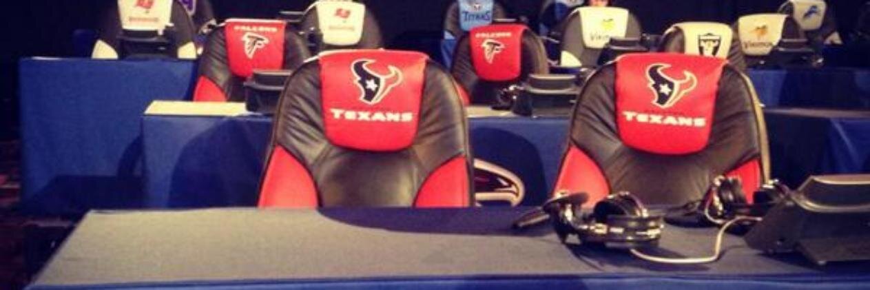 Robert Valdez banner