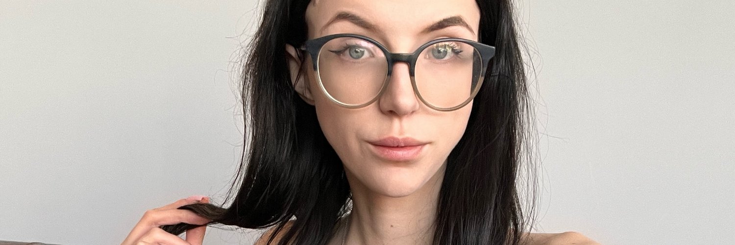 Petite Girl 🐾🐰 banner