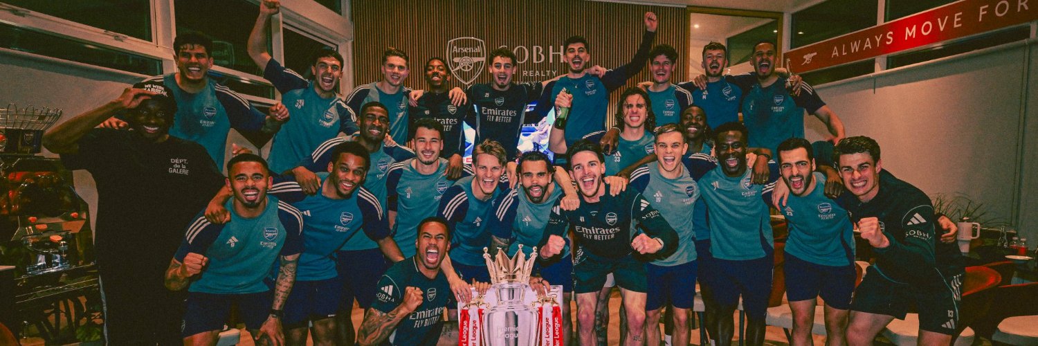 Luwaaa_'s profile banner image