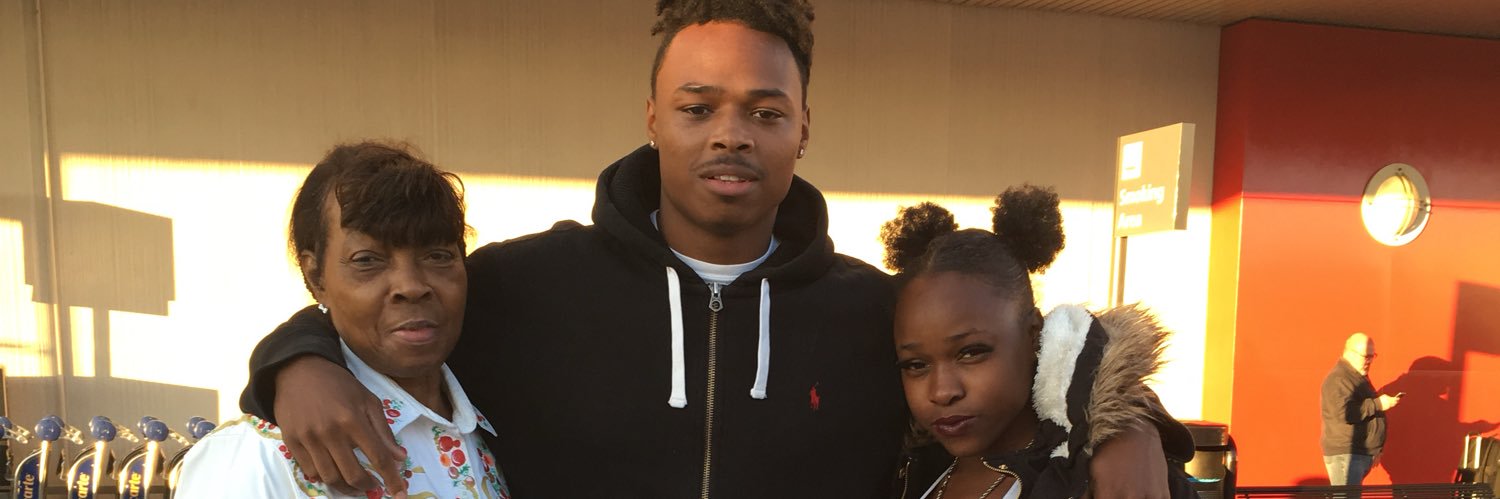 self_made423's profile banner image