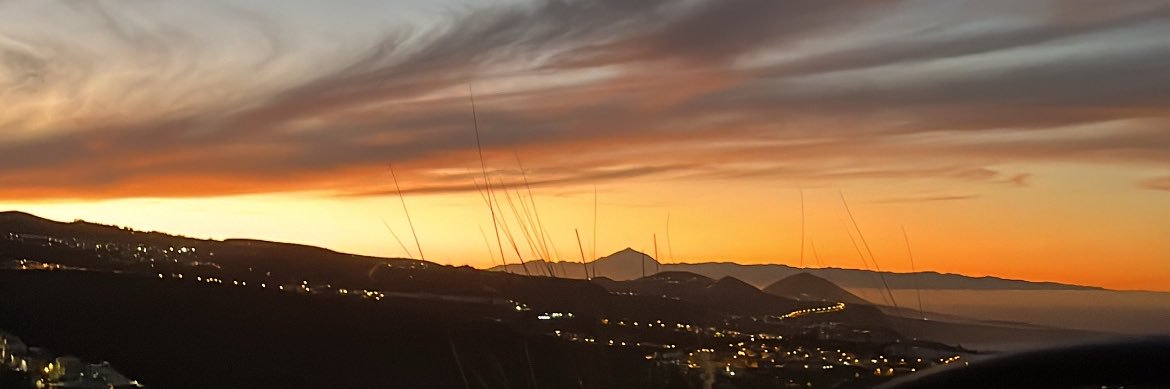 samulzn's profile banner image