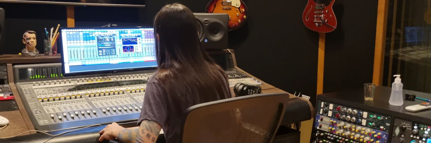 ragsiq's profile banner image