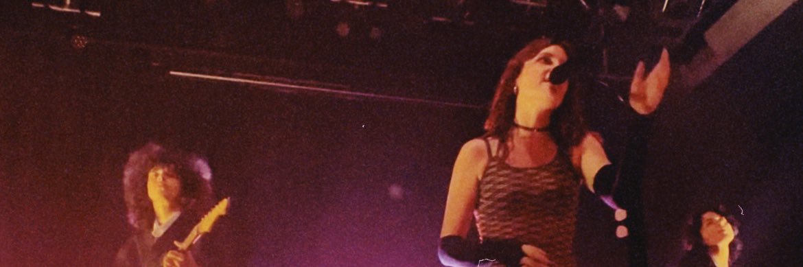 monayeesa's profile banner image