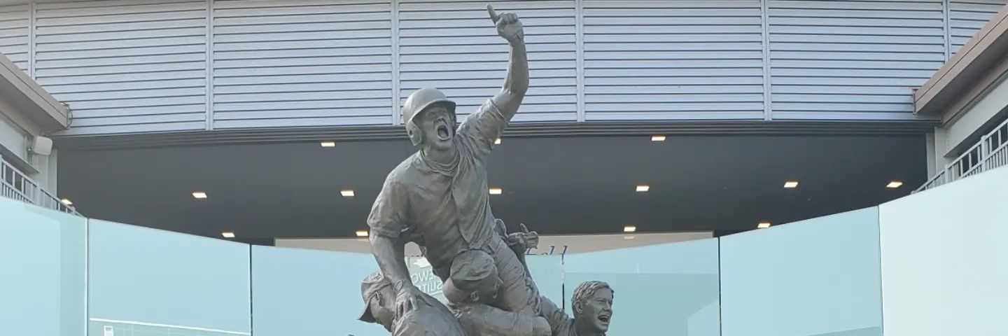 Bek McCaulley 👑👩‍👦🐺 banner