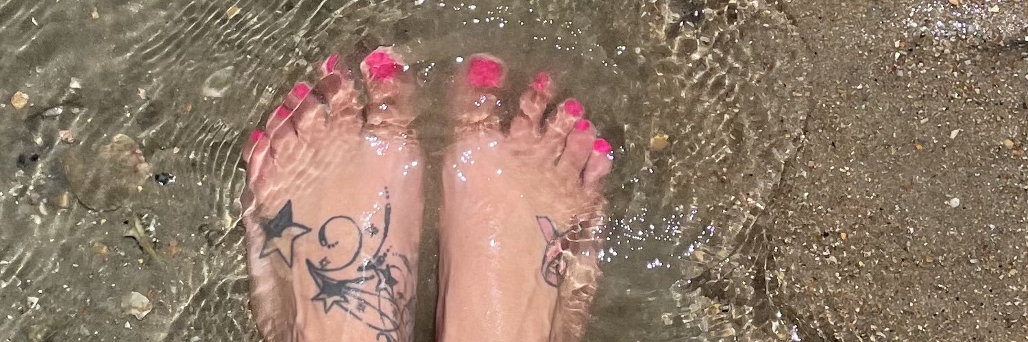 PrettyToes1984's profile banner image
