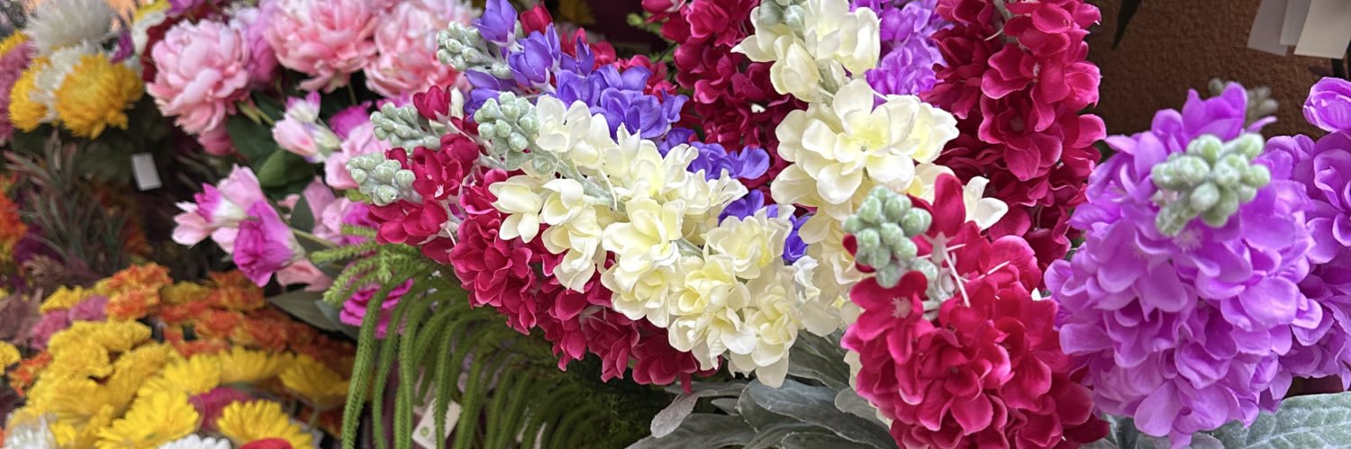 lauren 🎀💐 banner