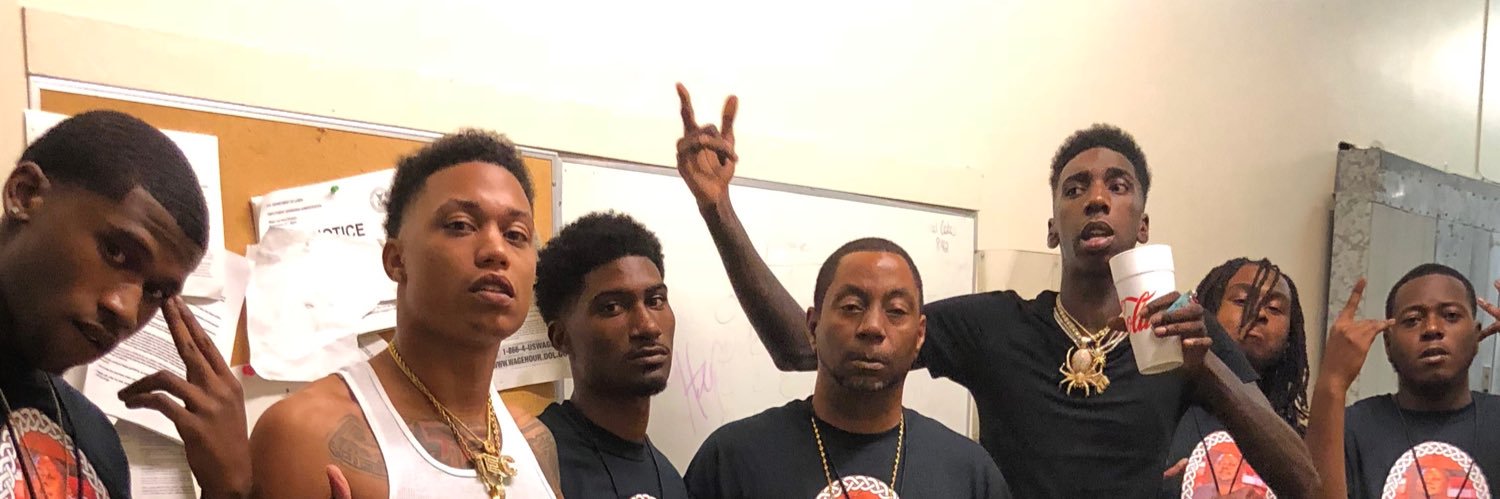 neva_change2's profile banner image