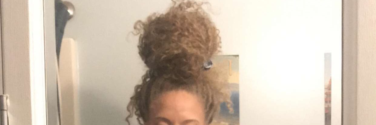 arielleeGee's profile banner image