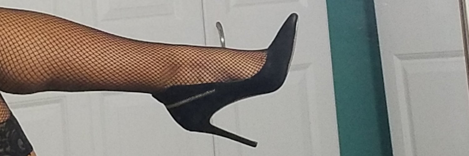 Shoealoua's profile banner image