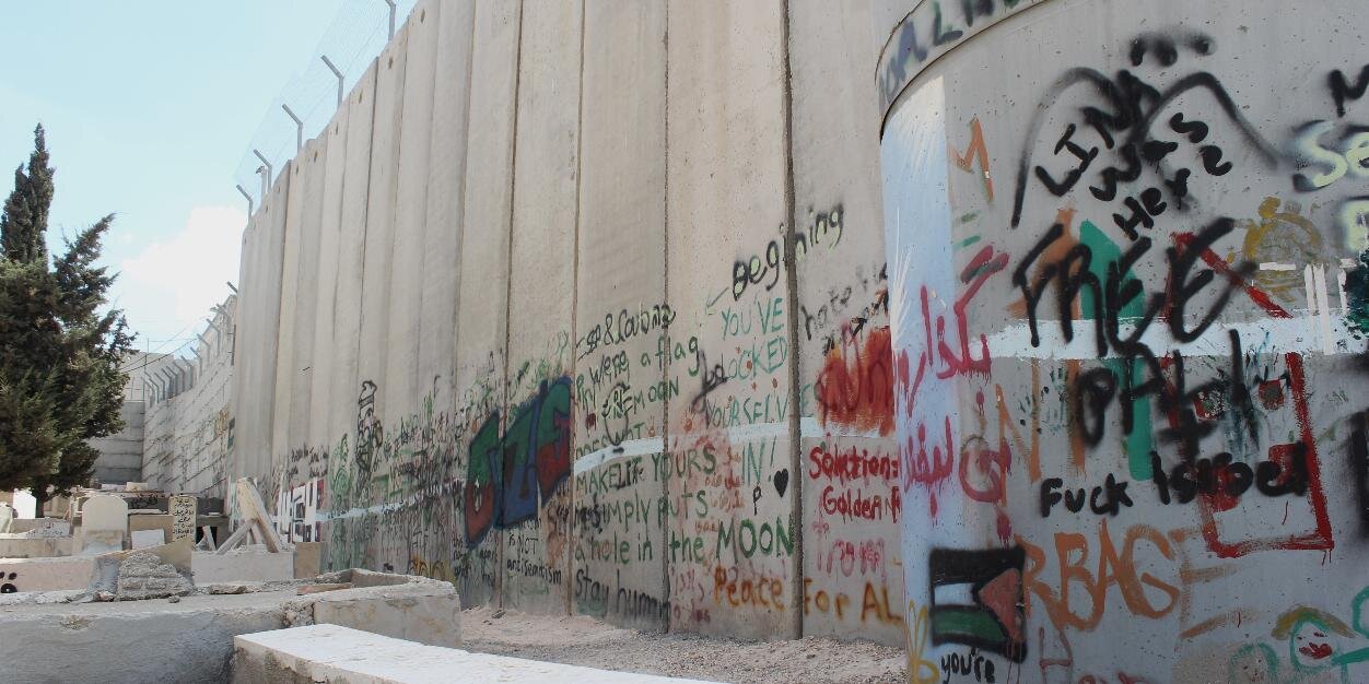 Hallouleh's profile banner image