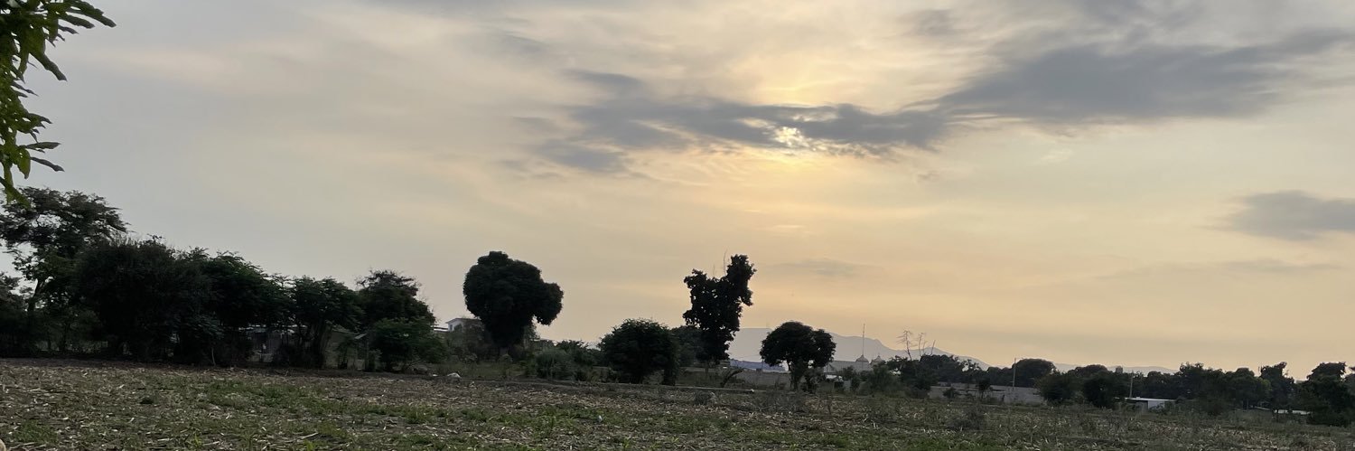 Aleeka_14's profile banner image