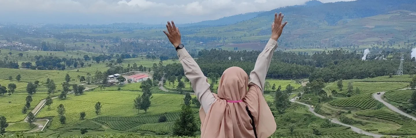 ari_bidam's profile banner image