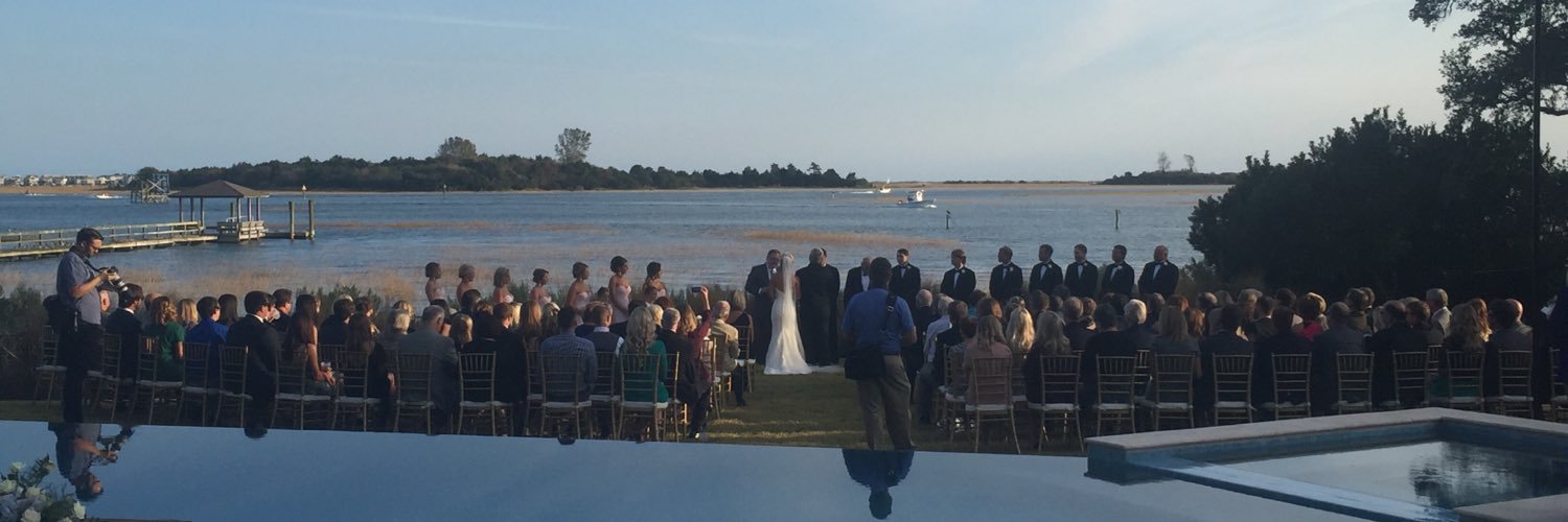 courtholton's profile banner image