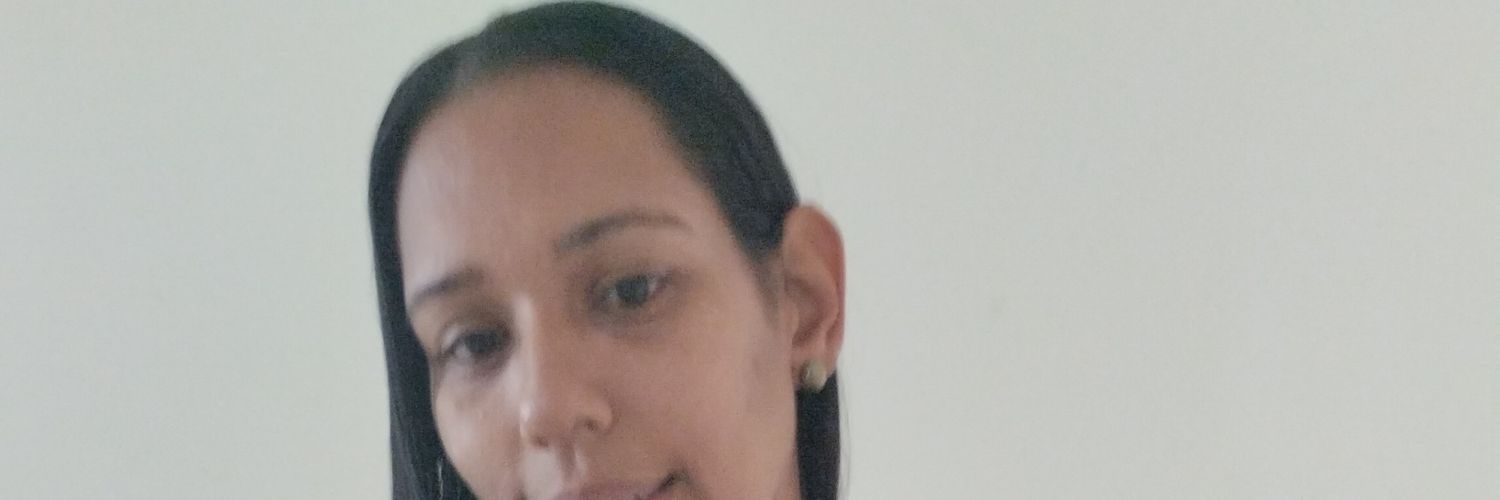 TatiHumbe's profile banner image