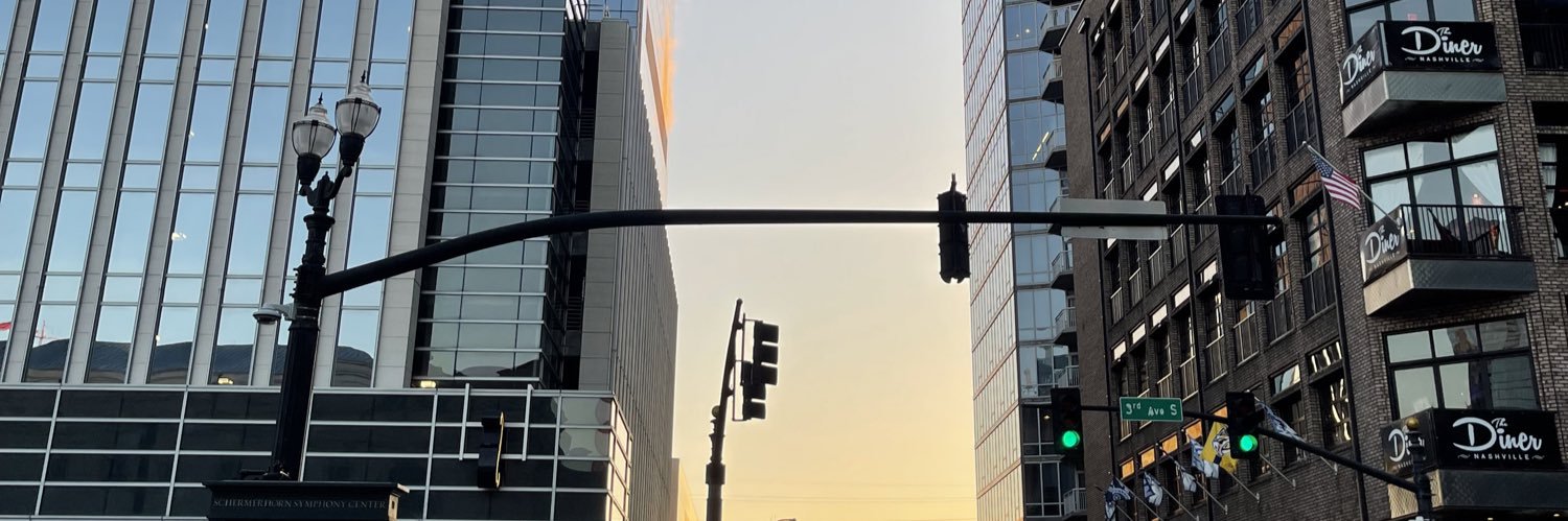 RobertoFlores_'s profile banner image
