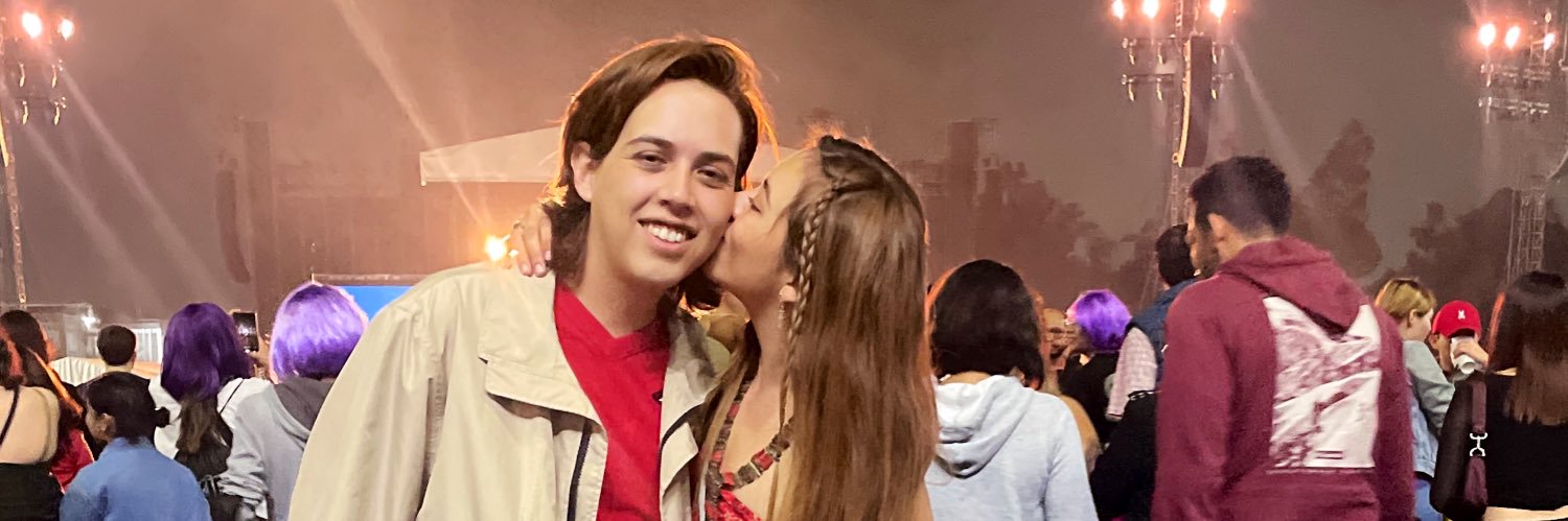 danielagutg's profile banner image