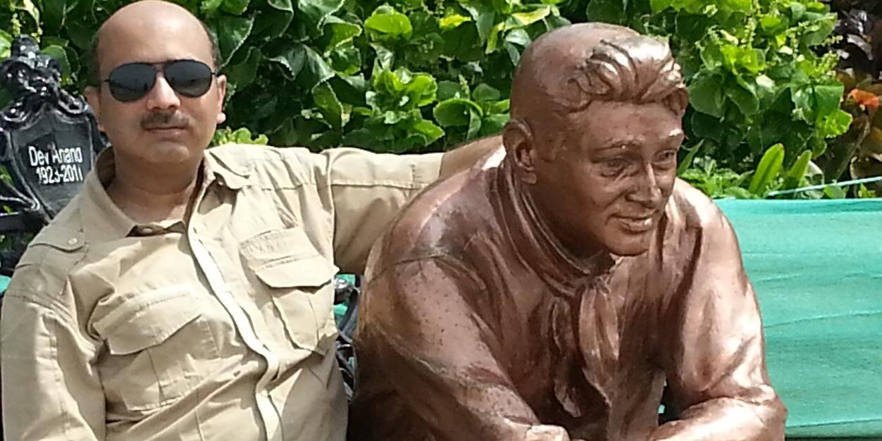 ruchir115's profile banner image