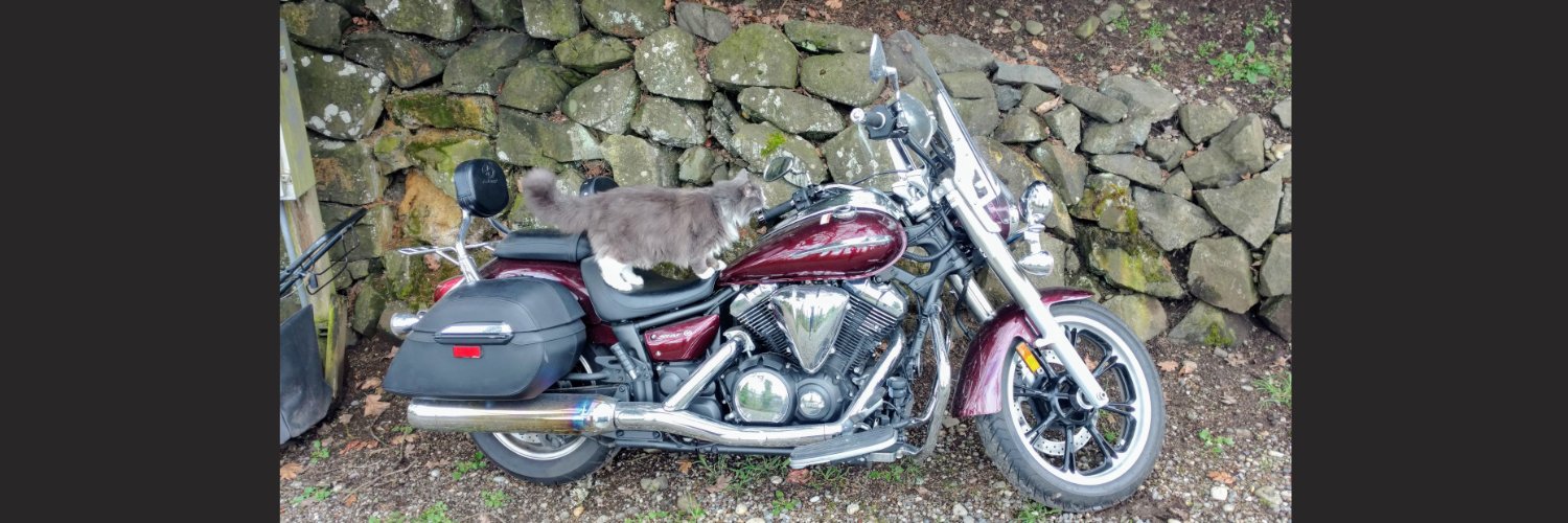 𝐂𝐡𝐚𝐬 🇺🇦 banner