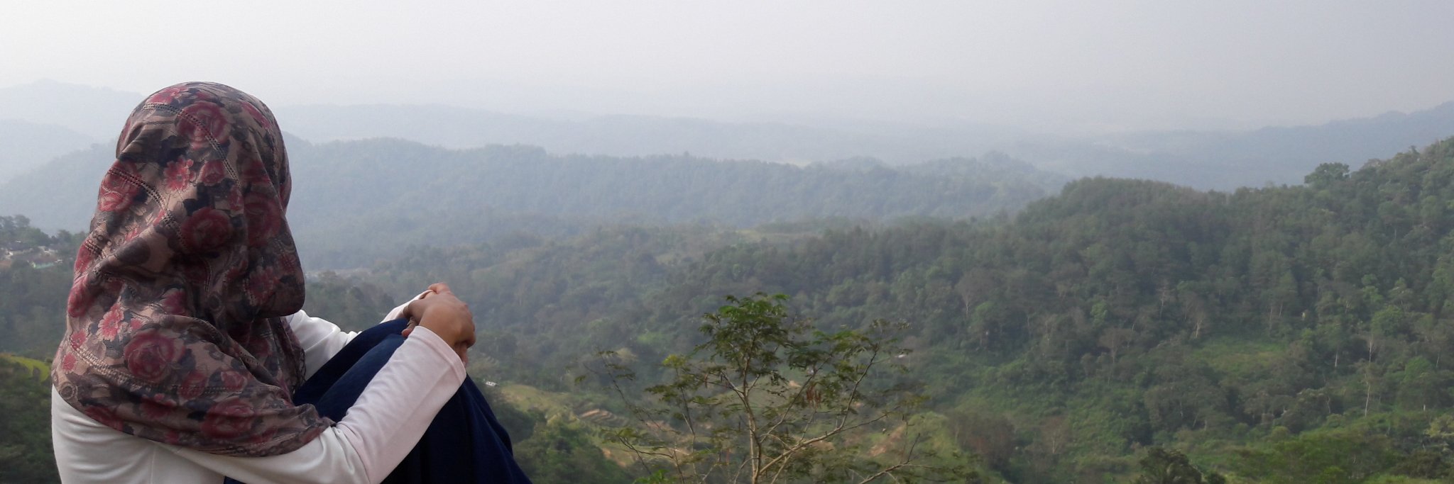 FarrFathia's profile banner image