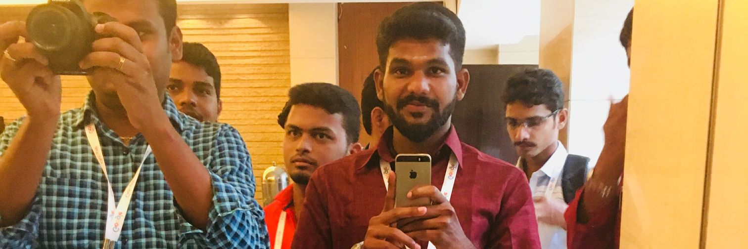 Pragadeesh_G's profile banner image