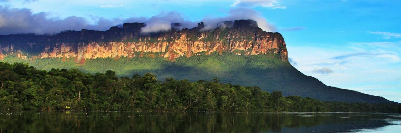 AkananTravel's profile banner image