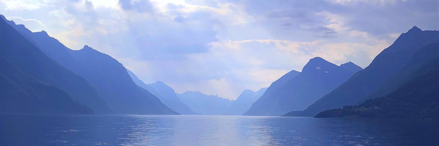 paigerosenthal's profile banner image