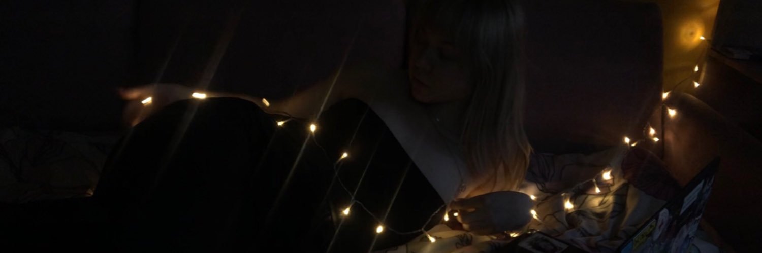 neotstavay's profile banner image