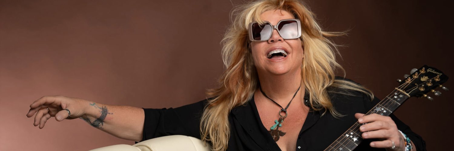 LEANNE BINDER banner