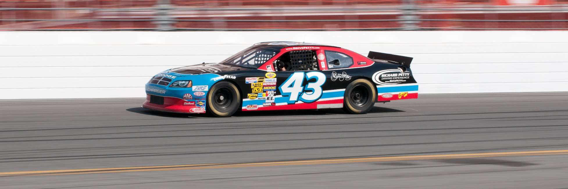 DrivePetty's profile banner image