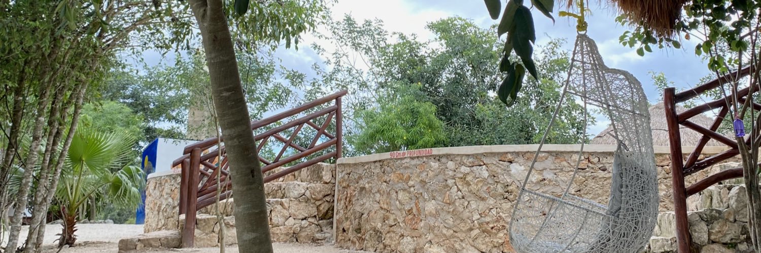 claudiajmena's profile banner image