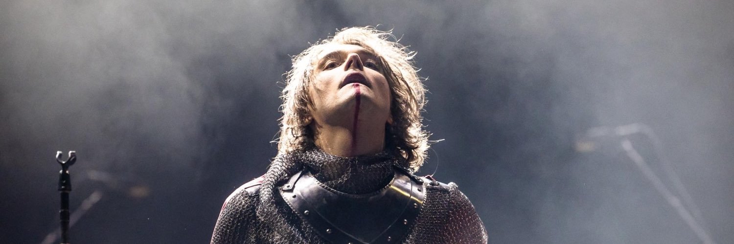thegr8vamp's profile banner image
