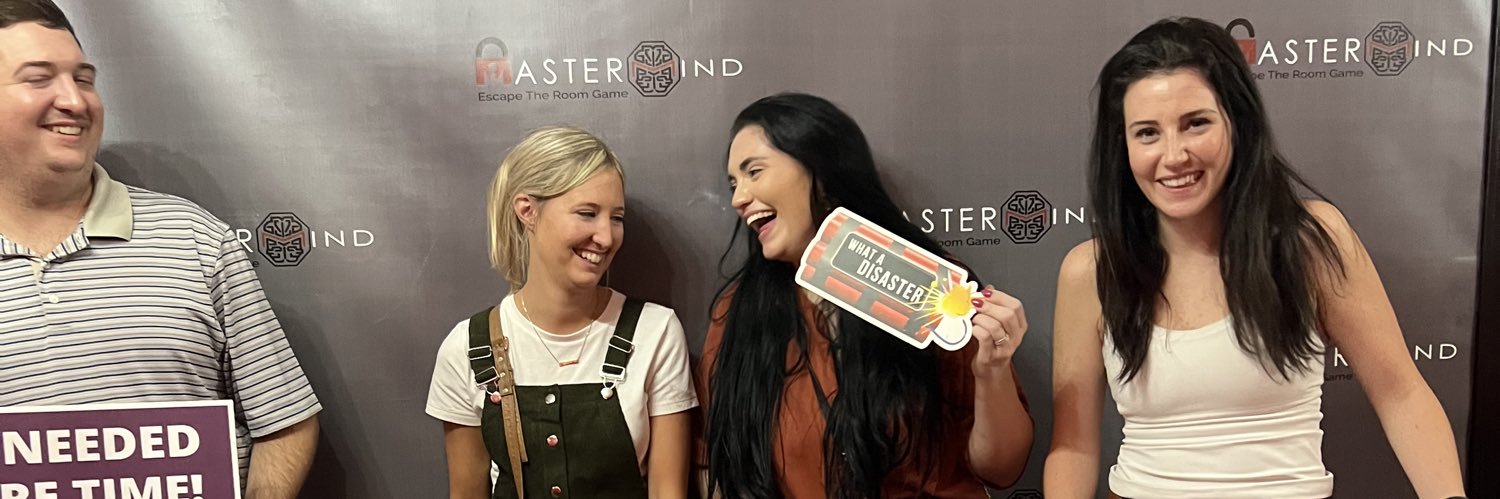 TaylorLeighC's profile banner image