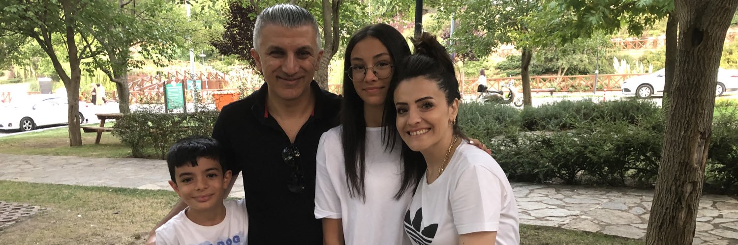 serdarkirmizi's profile banner image