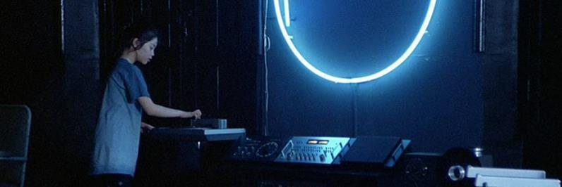 hilary, hittin da bricks banner