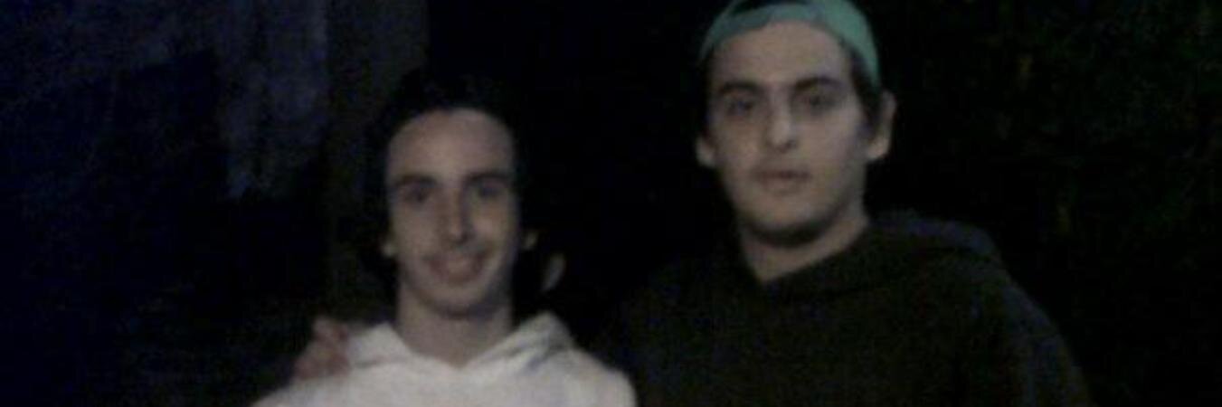 agucurti's profile banner image