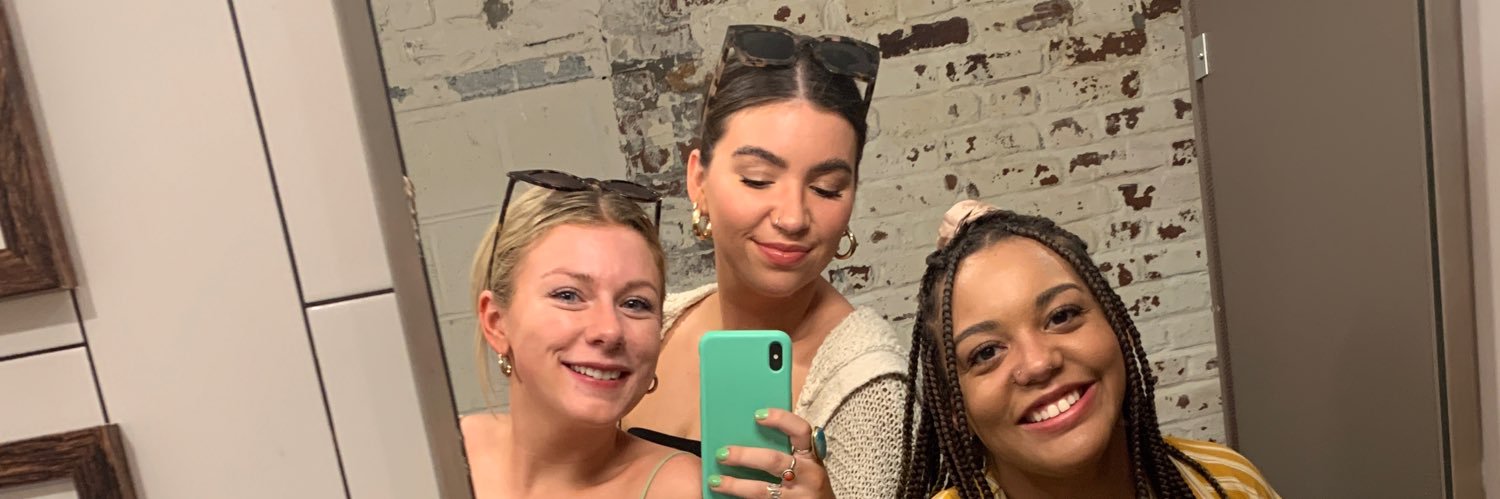 Hayley_New's profile banner image