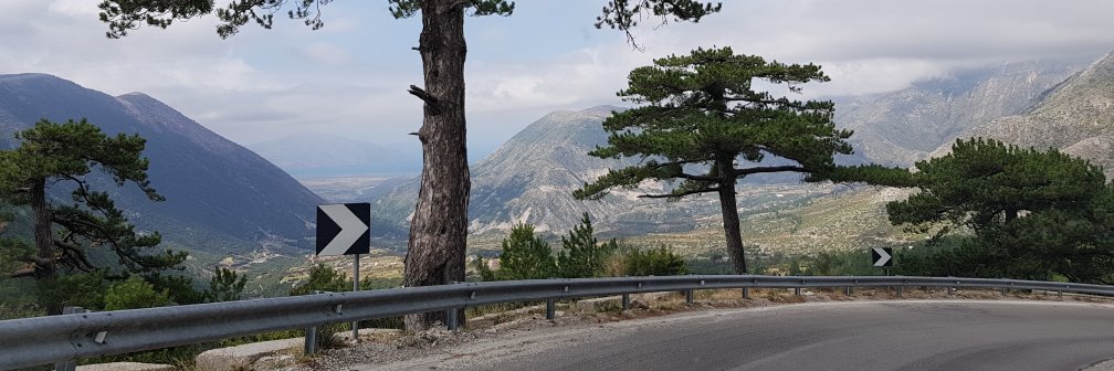 Landerful's profile banner image