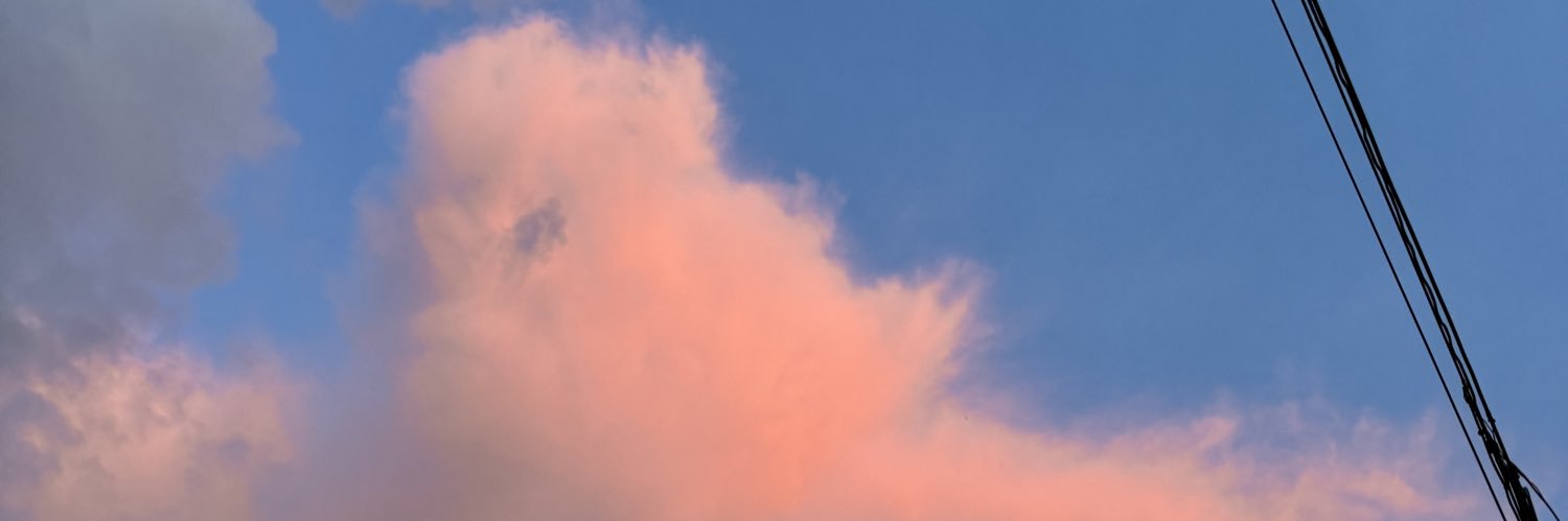Karnrawiporn's profile banner image