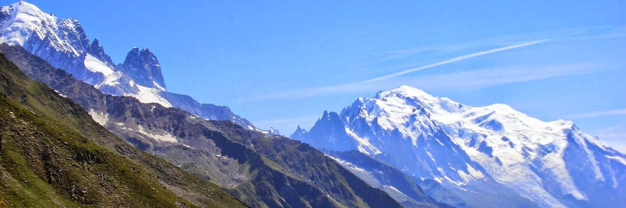 revojon12's profile banner image
